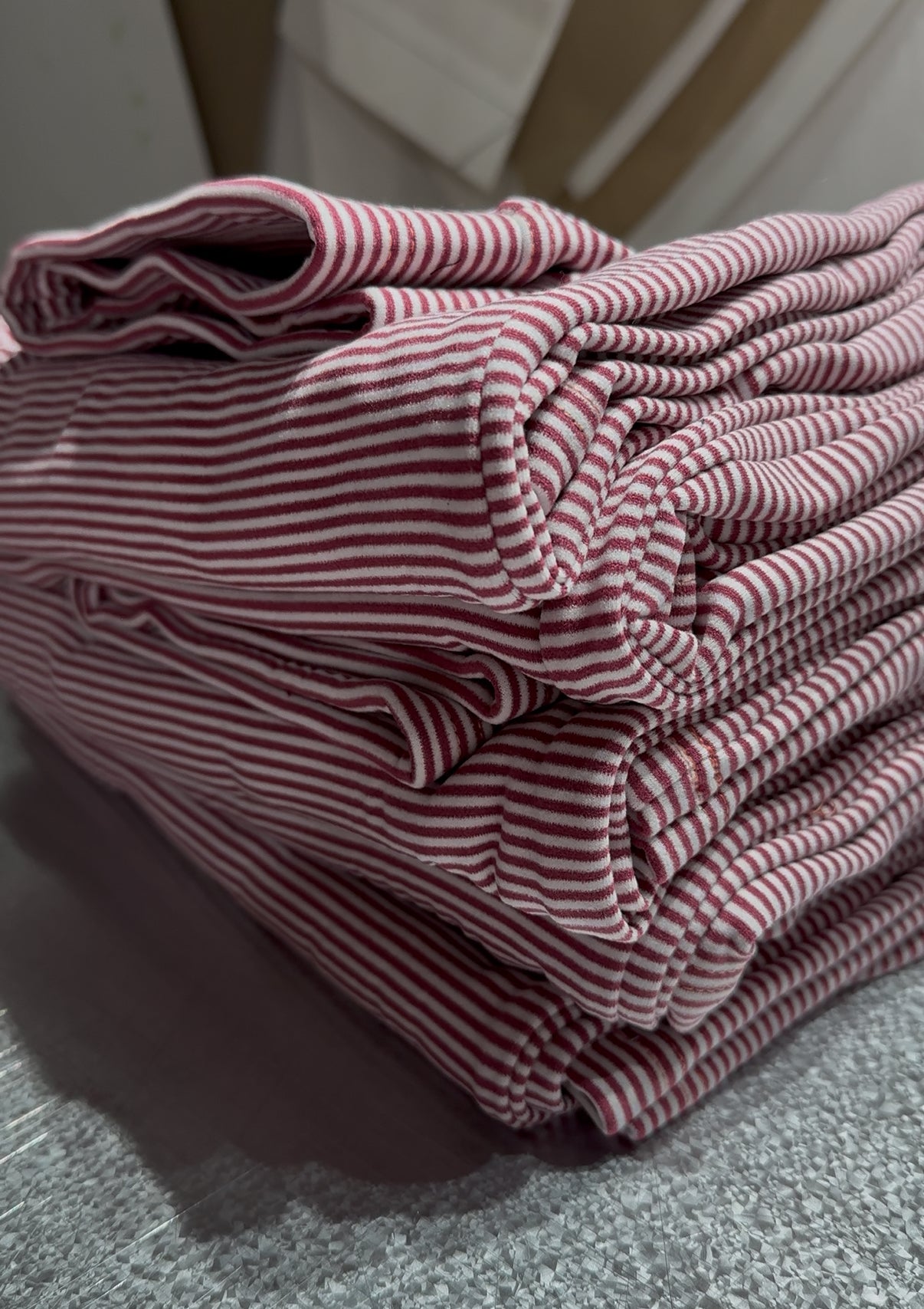 pant rayas bordo